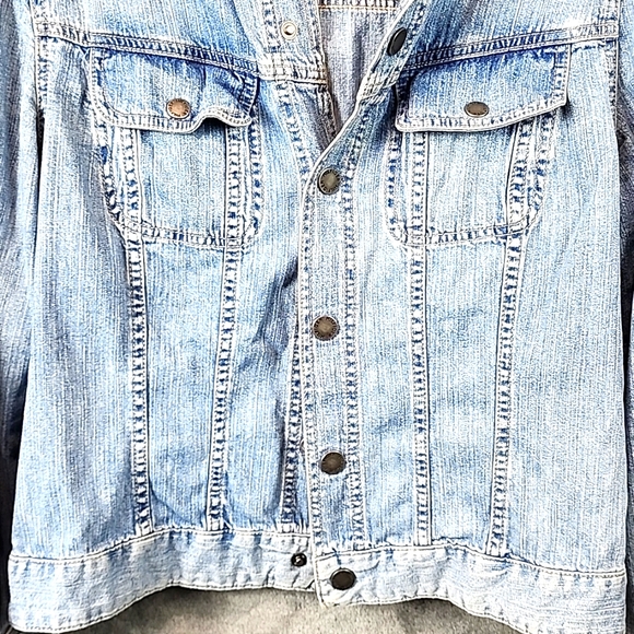 Vintage  Women's Light Blue Distressed Denim Jacket Tommy Hilfinger Size L - Picture 5 of 7